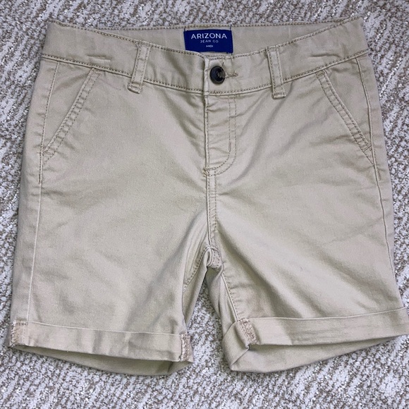 ARIZONA JEAN CO. 2 Pairs Midi Shorts - Picture 2 of 8
